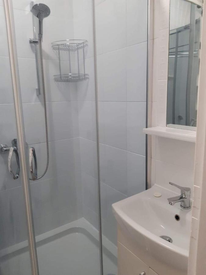 Zwirki Centrum Skierniewice Buitenkant foto